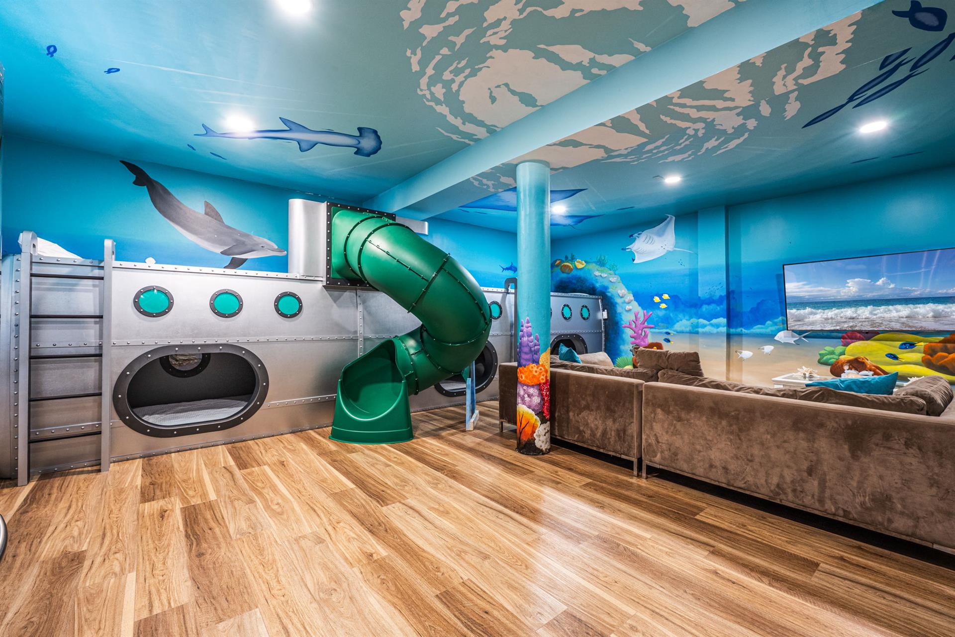 Kids underwater room lower level