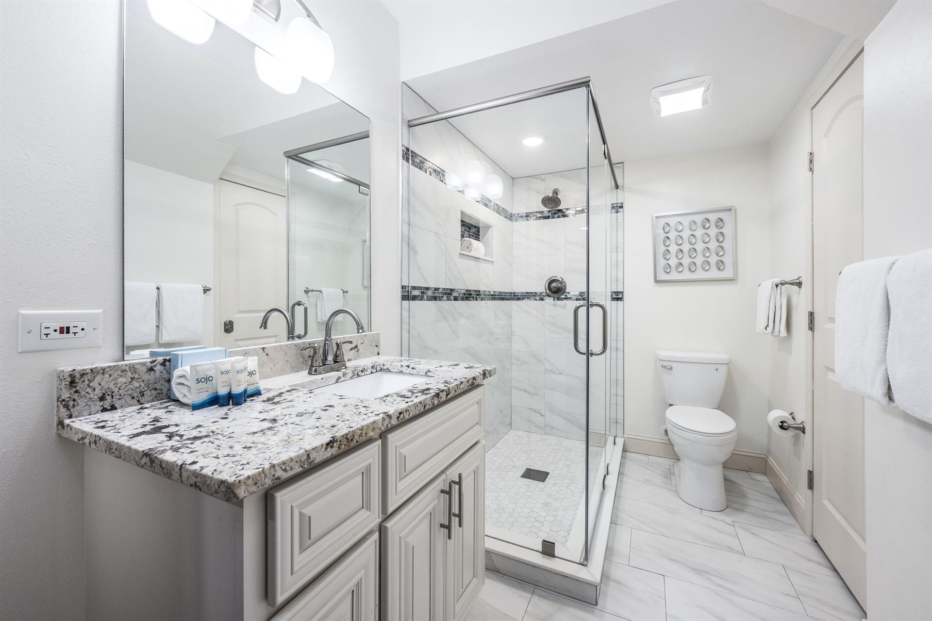 Kids underwater bathroom lower level