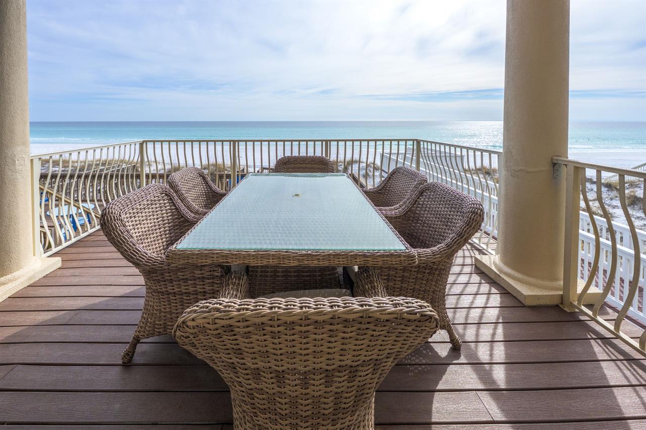 Outdoor dining area
