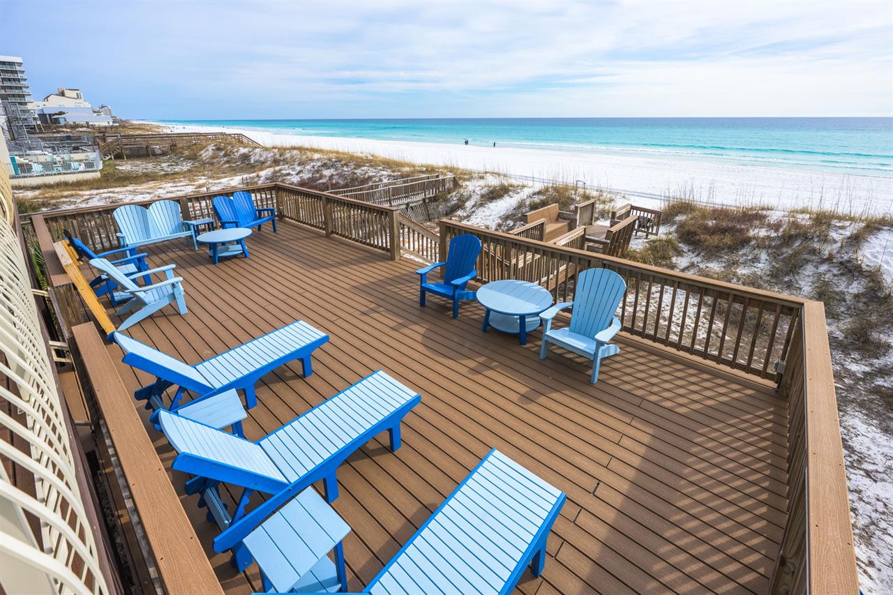 Outdoor patio area