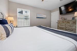 Guest bedroom 2nd floor