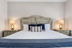 Guest bedroom 2nd floor