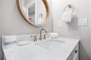 Guest bathroom 2nd floor