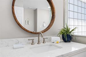 Master bathroom 2nd floor