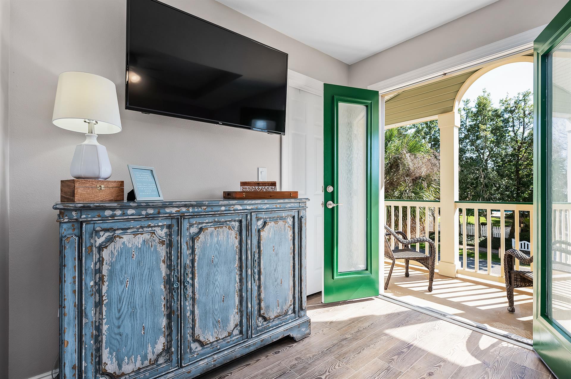 Master bedroom wentry to balcony