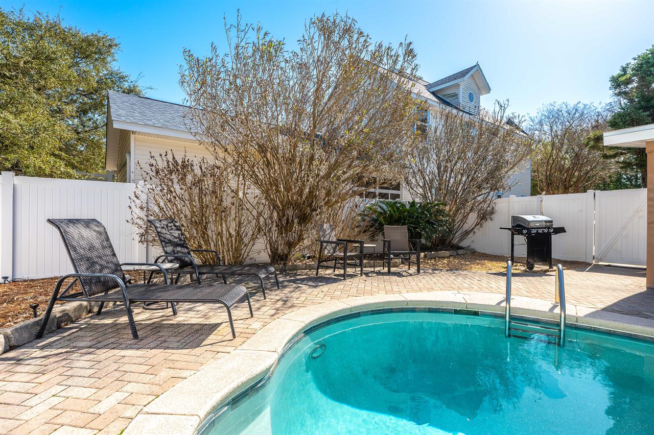 Pool area