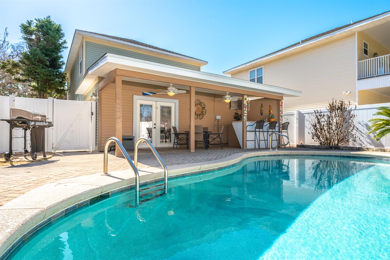 Pool area