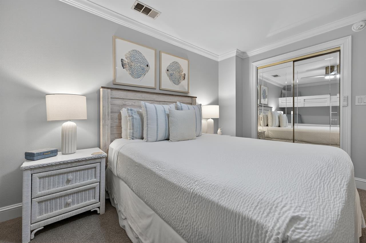 Guest bedroom
