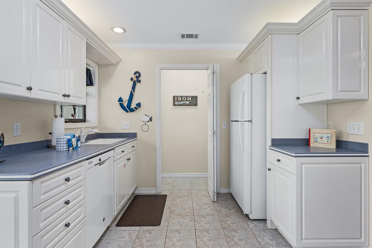 Kitchen area