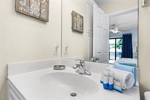 Master bathroom 2nd floor