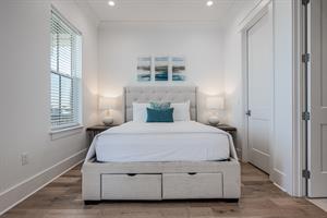 Guest bedroom 2 3rd floor