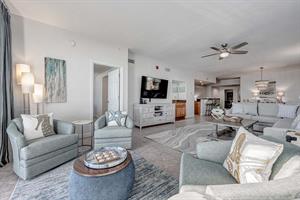 Living room to diningkitchen area