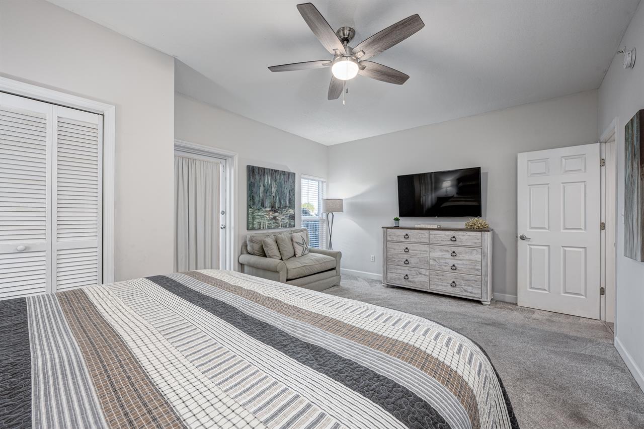 Guest bedroom 1