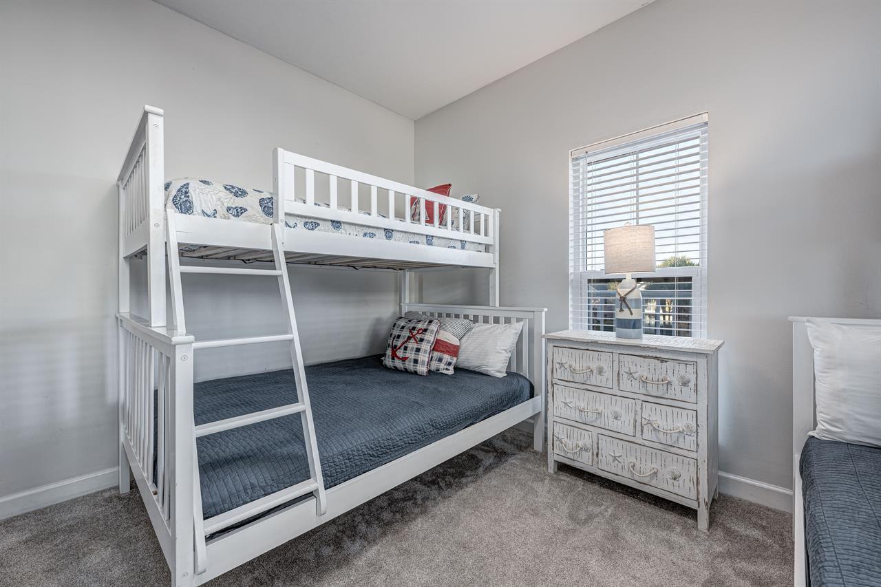 Guest bedroom 2