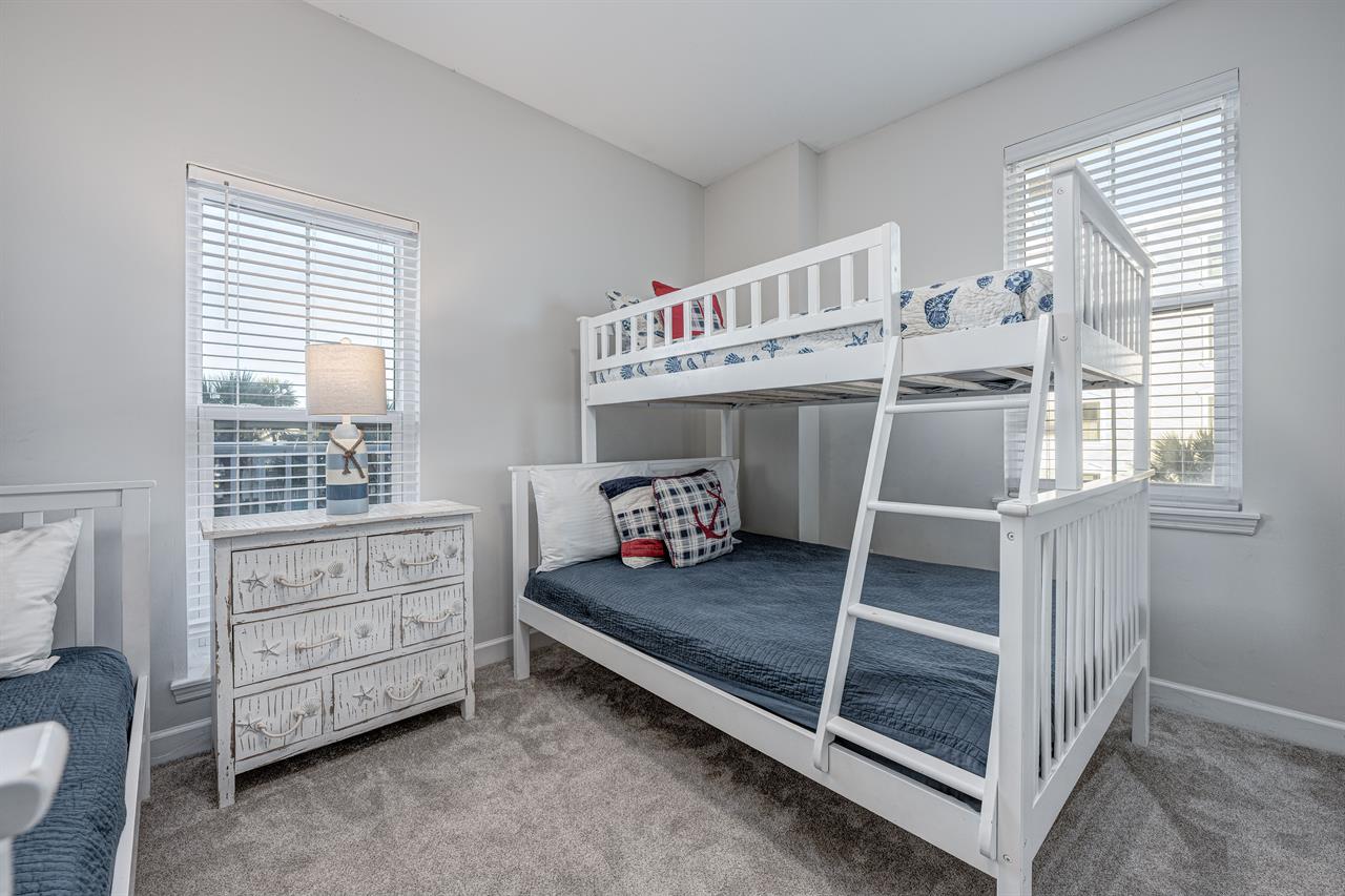 Guest bedroom 2