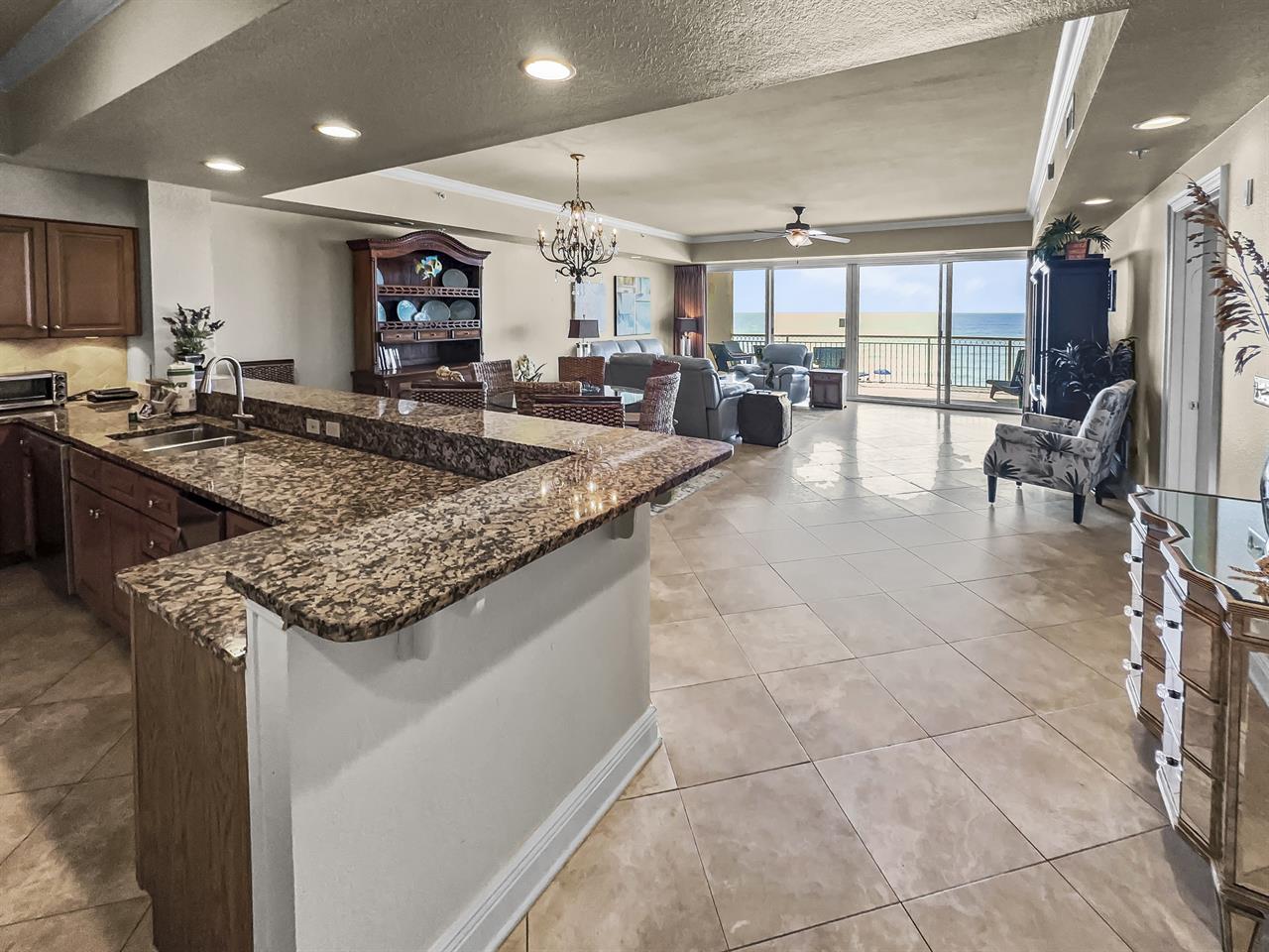 Kitchenliving area