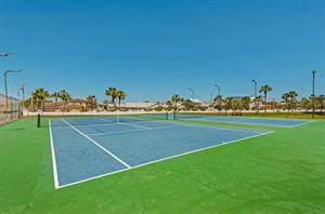 Community tennis court