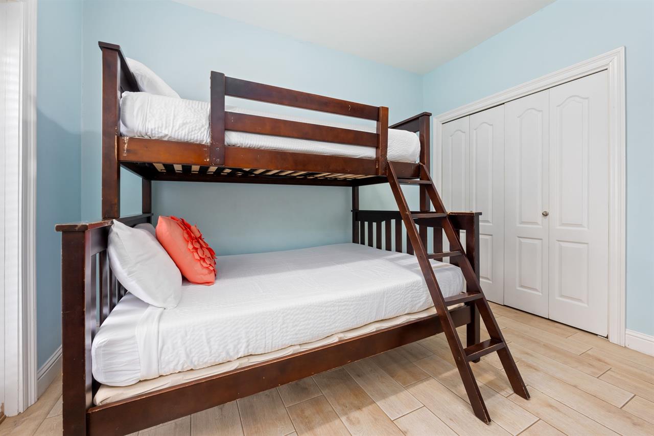 Bunk room