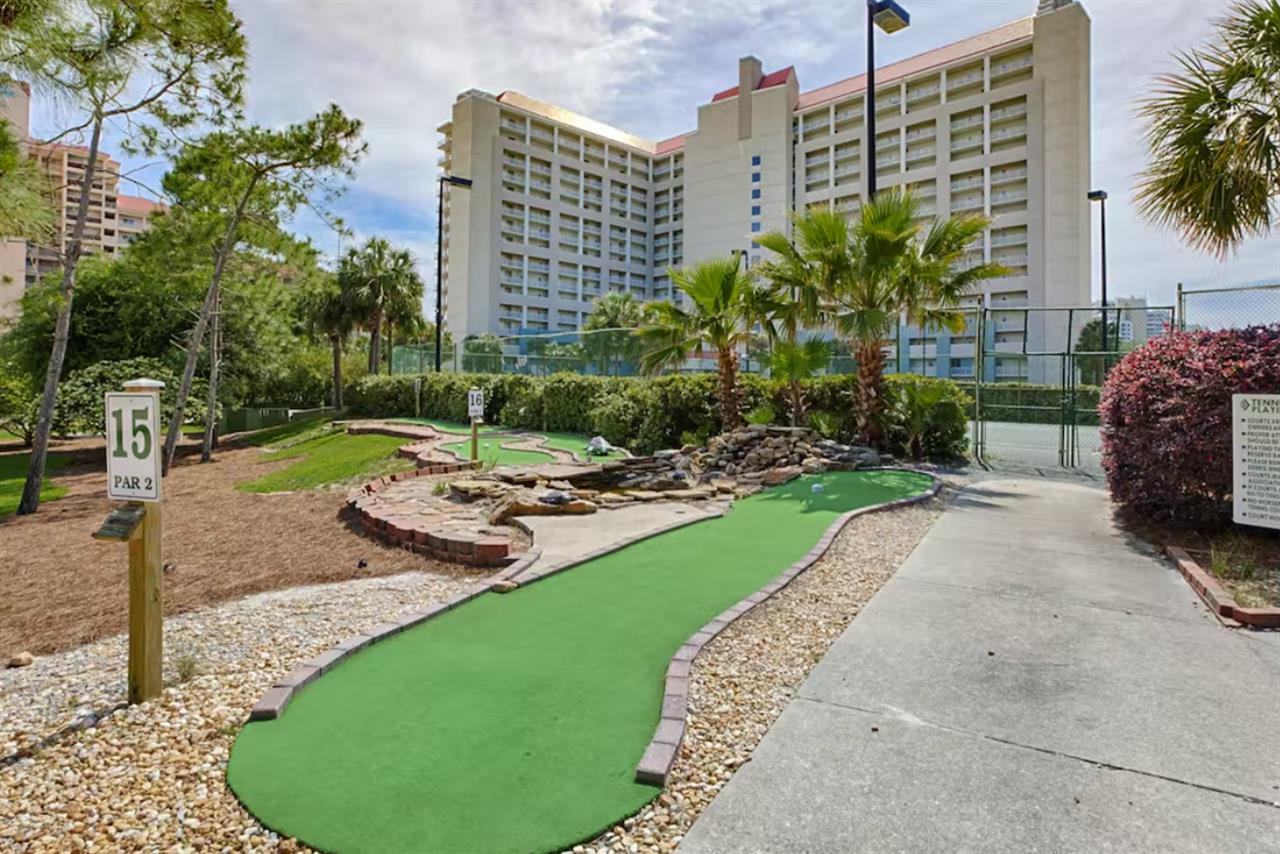 Mini golf