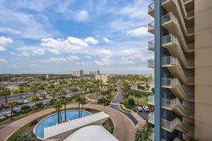 Front Unloading Area