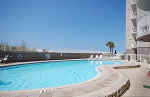 Island Princess pool