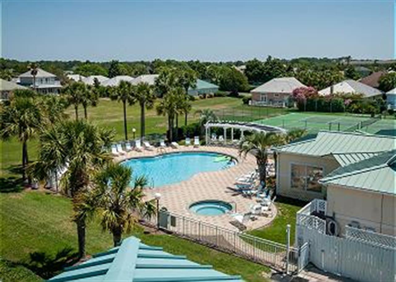 Communal pool