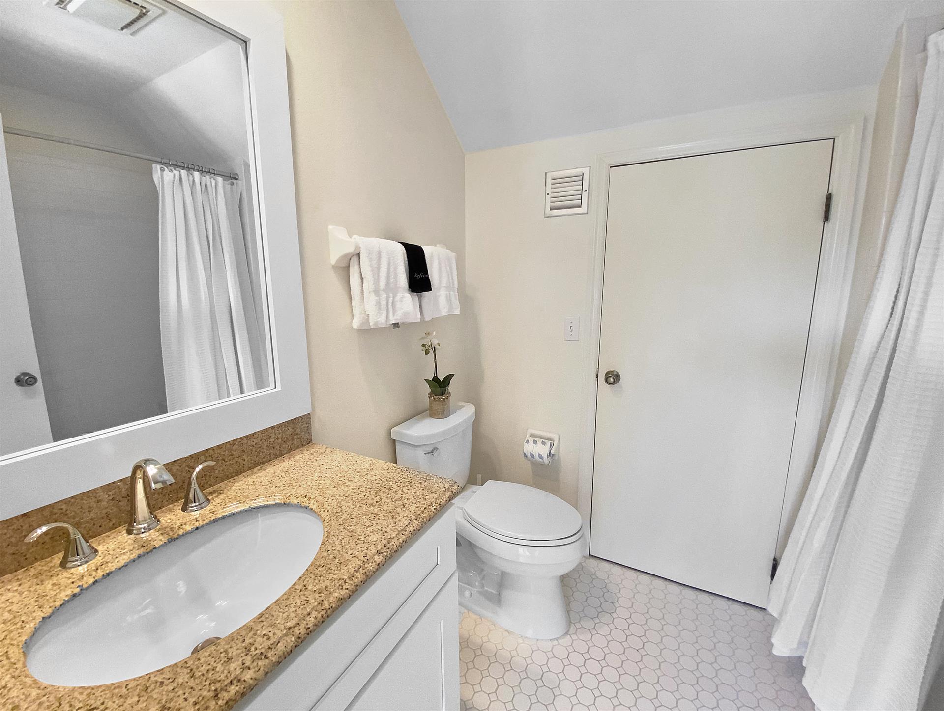 Upstairs guest bathroom