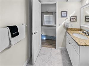 Upstairs guest bathroom