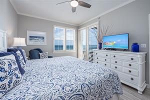 Master bedroom to balcony access