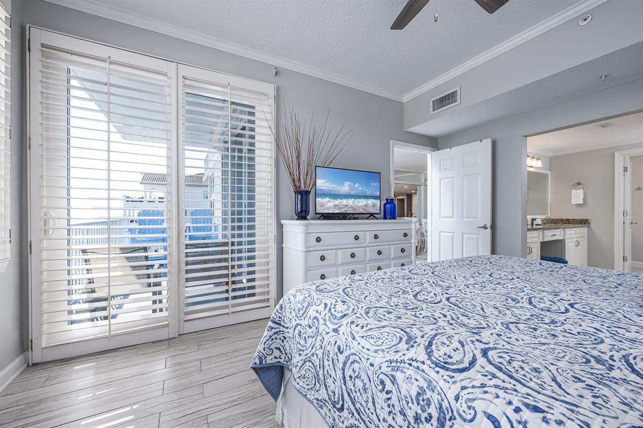 Master bedroom view to balcony