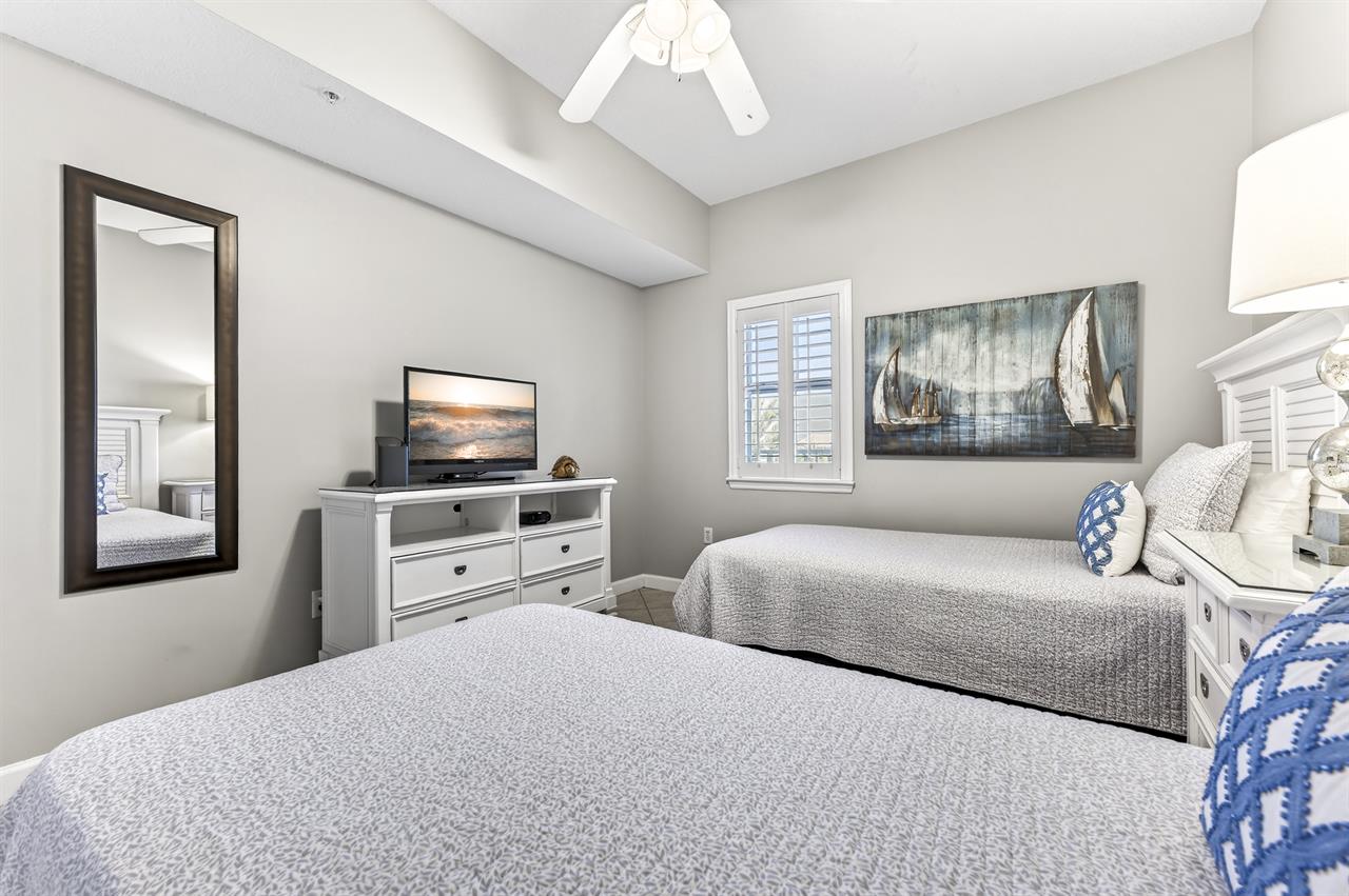 Guest Bedroom 1