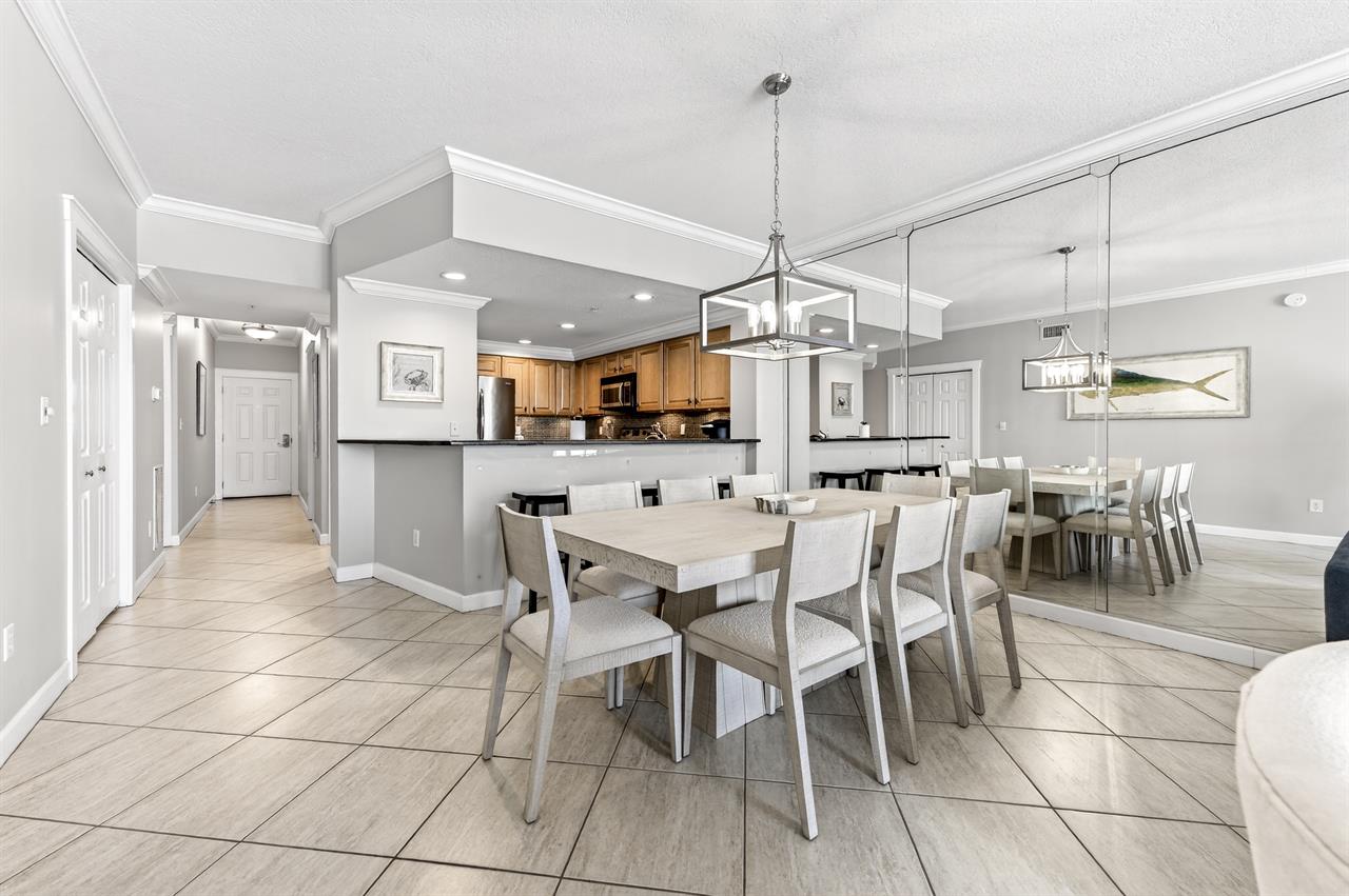 DiningKitchen Area