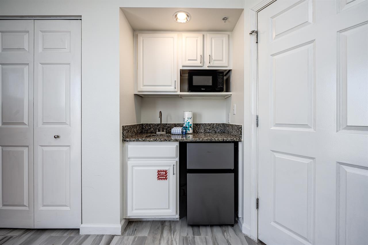 Kitchenette