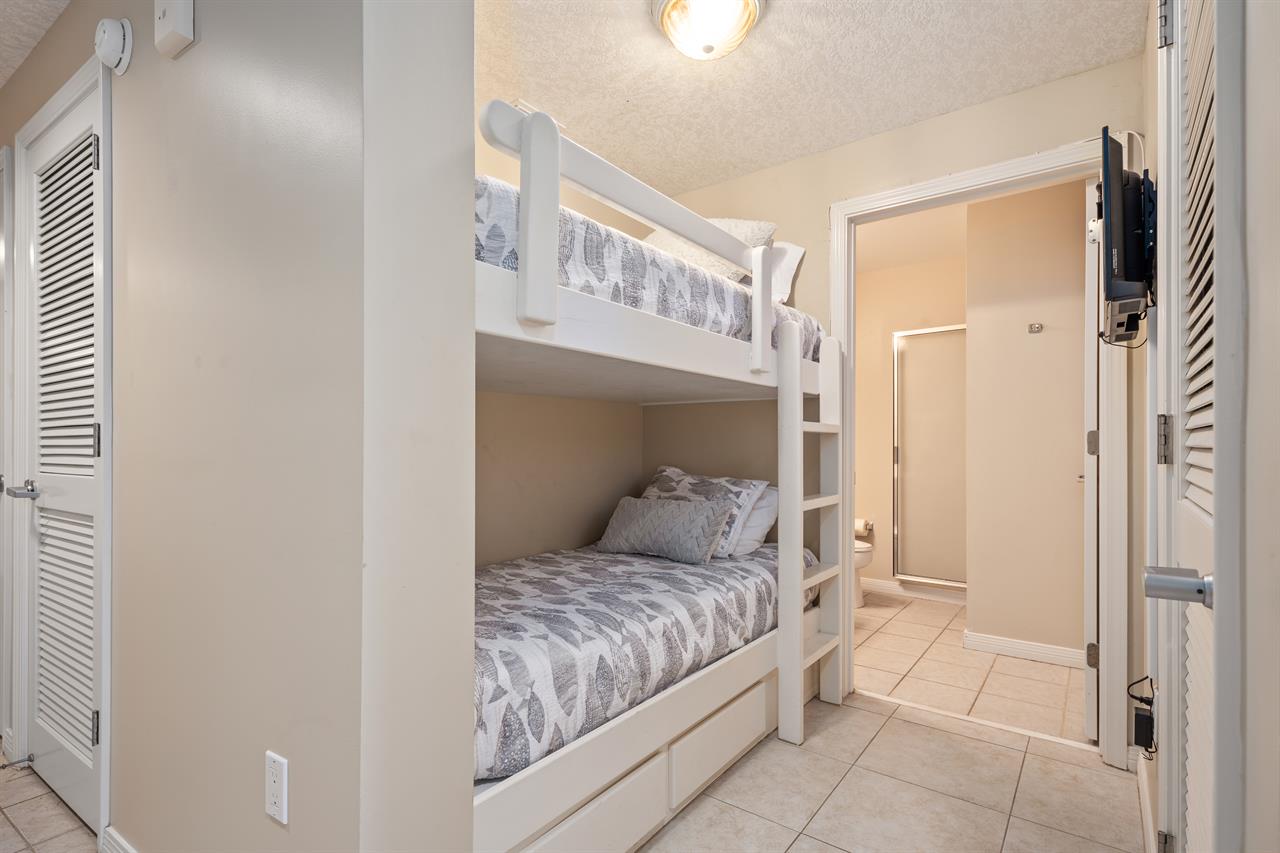 Hallway Bunks