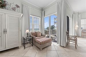 Living room 1