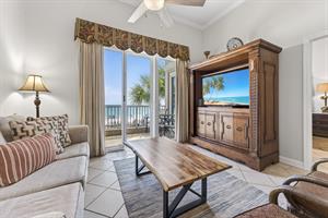 008Living Room  A