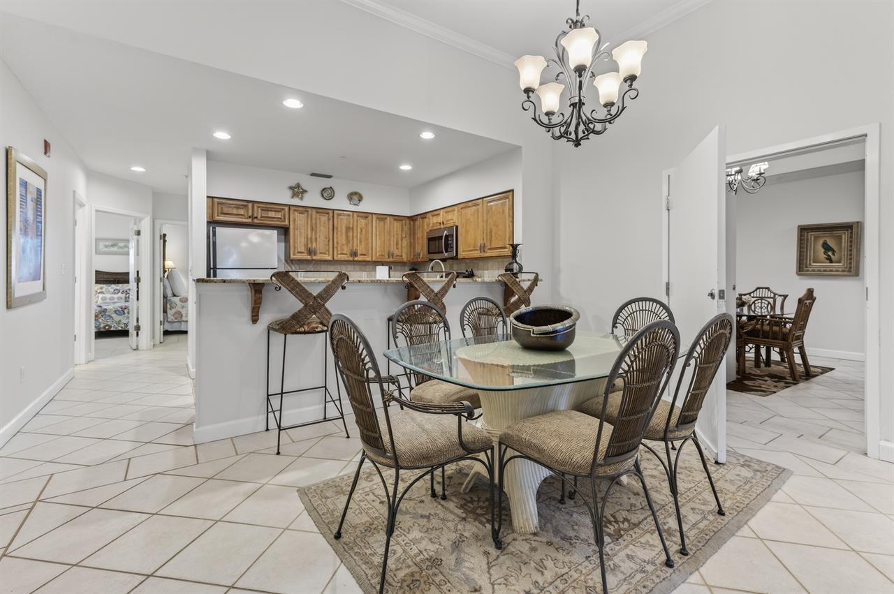 013Dining Room  A