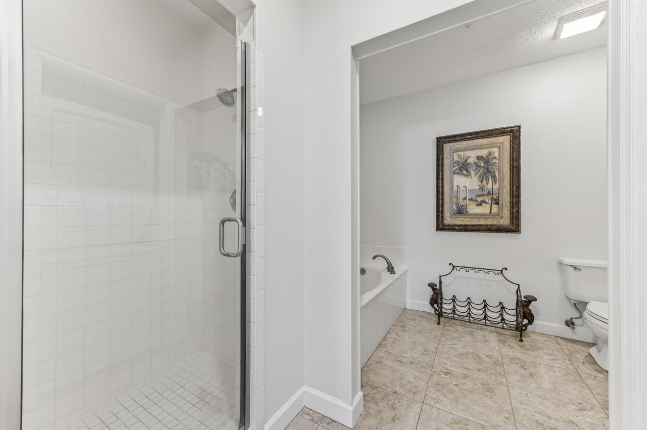 035Master Bathroom  A