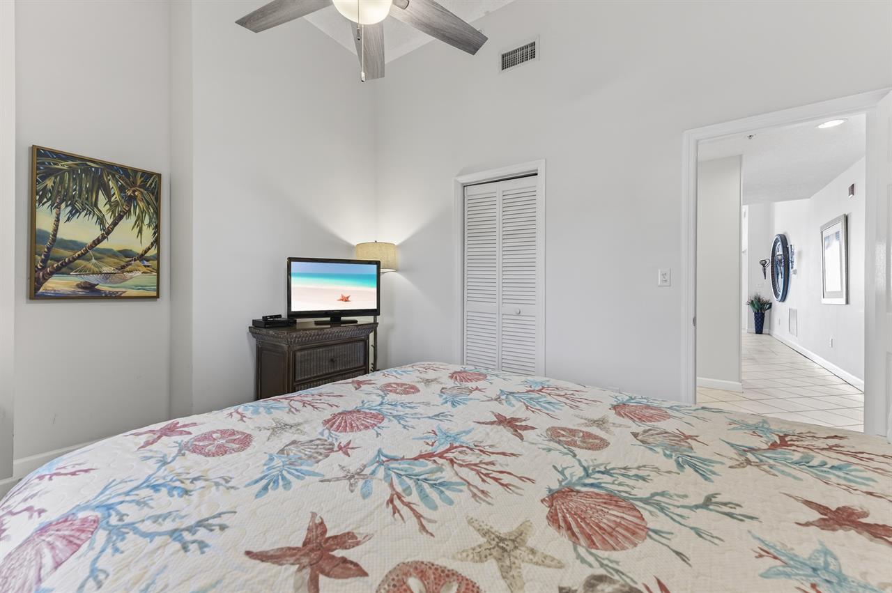 045Guest Bedroom 1  A