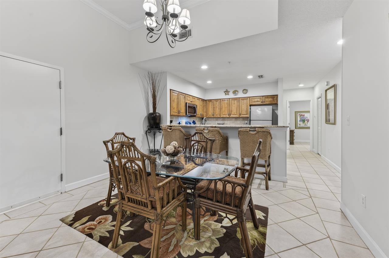 065Dining Room  B
