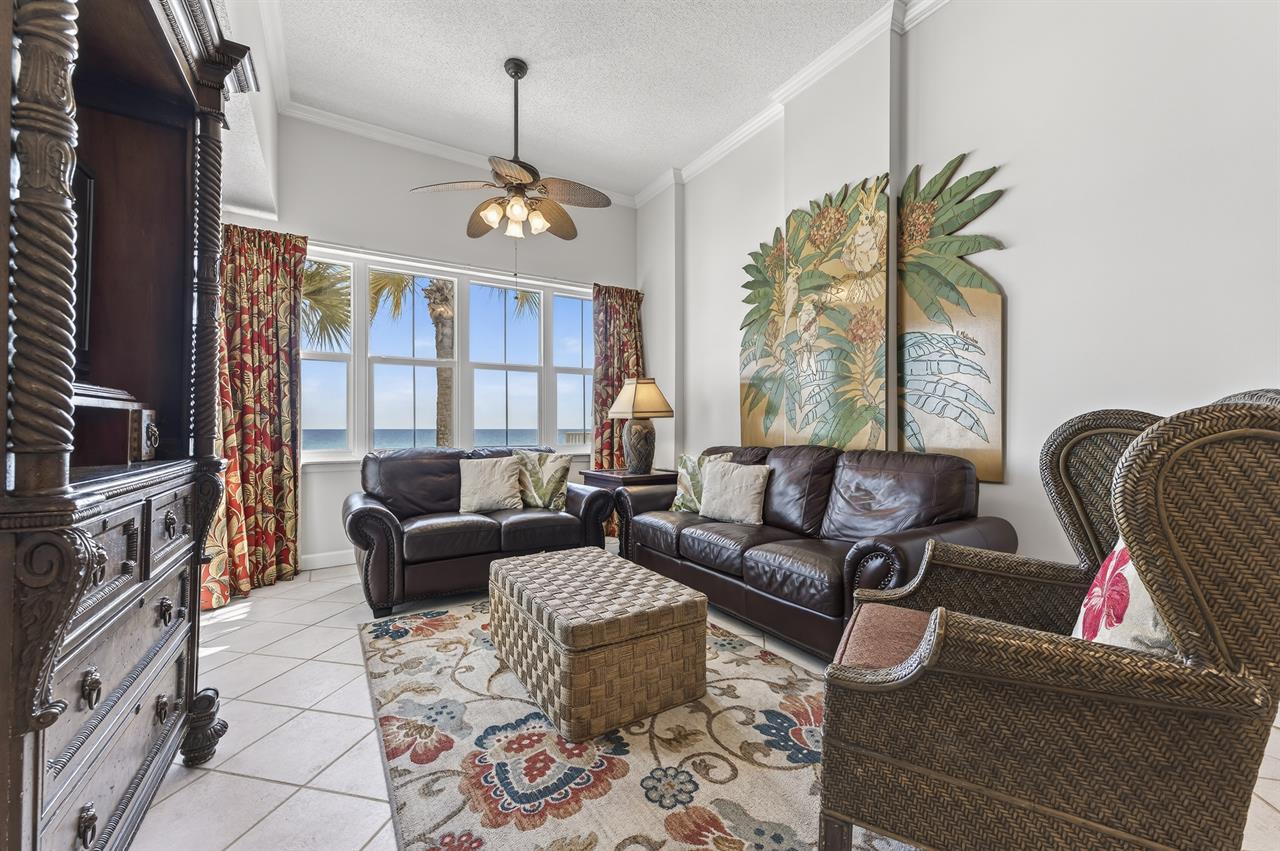 070Living Room  B