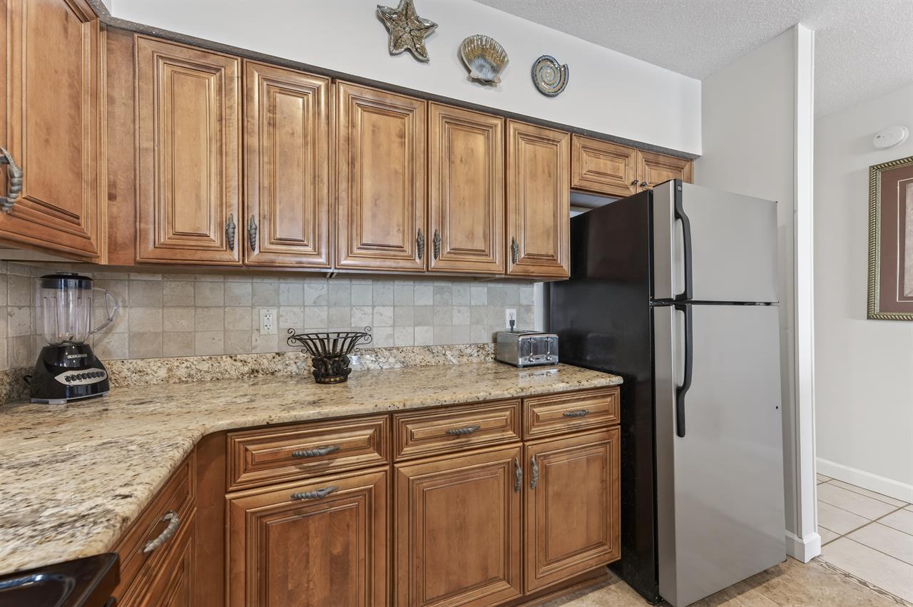077Kitchen  B