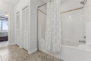 089Master Bathroom  B