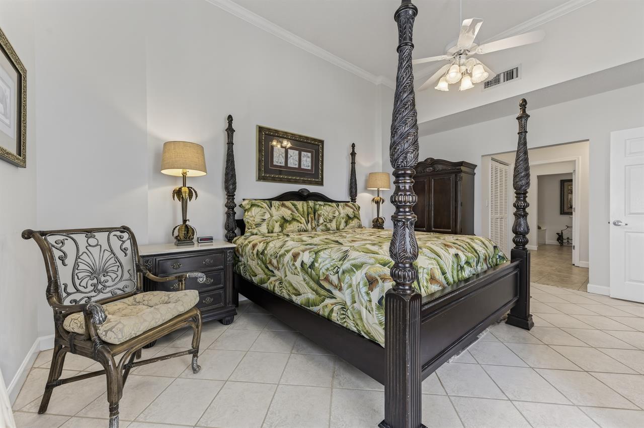 028Master Bedroom  A