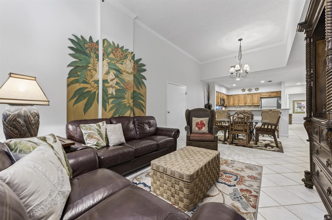 068Living Room  B