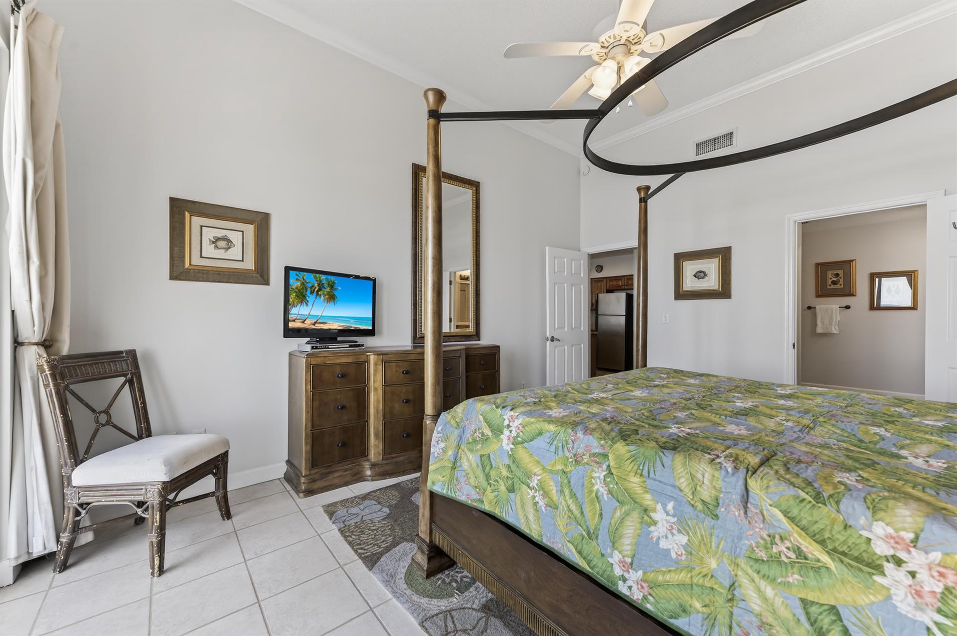 083Master Bedroom  B