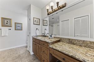 086Master Bathroom  B