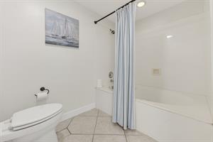 39Master Bathroom