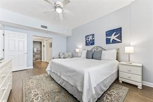 33Master Bedroom