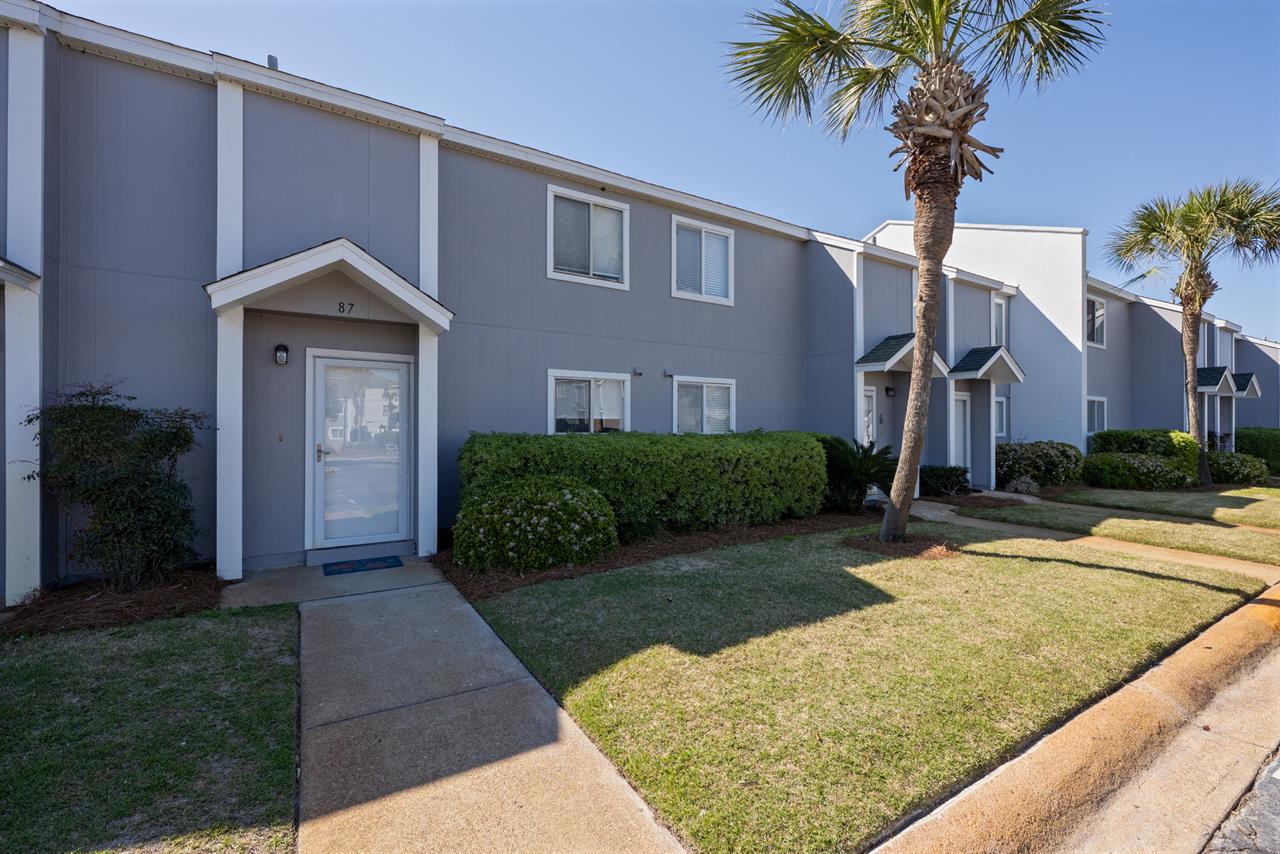 Front of Townhome